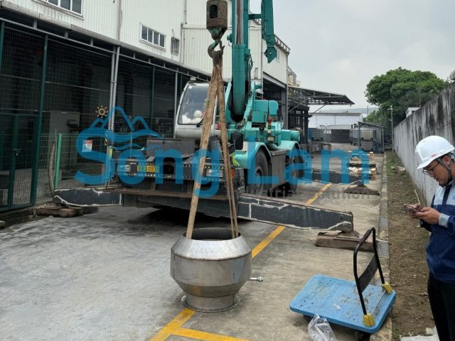 cau non che mua ong khoi len cao lap dat