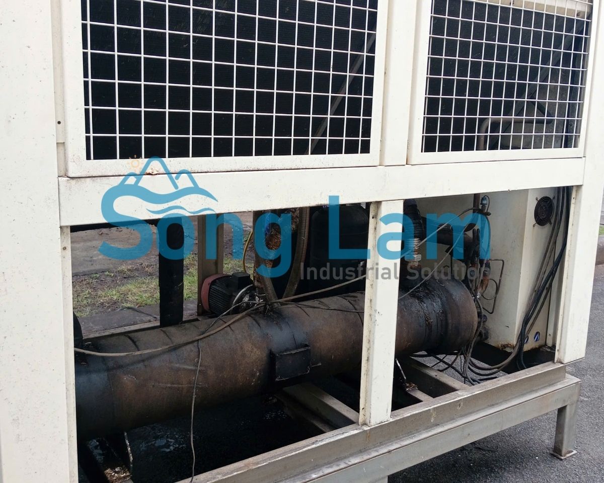 hệ thống chiller công nghiệp làm mát trong nhà máy