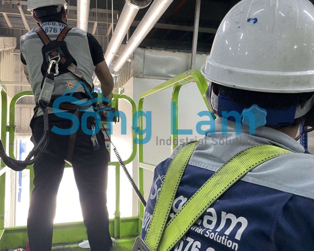 kiểm tra chất lượng thi công đường ống inox