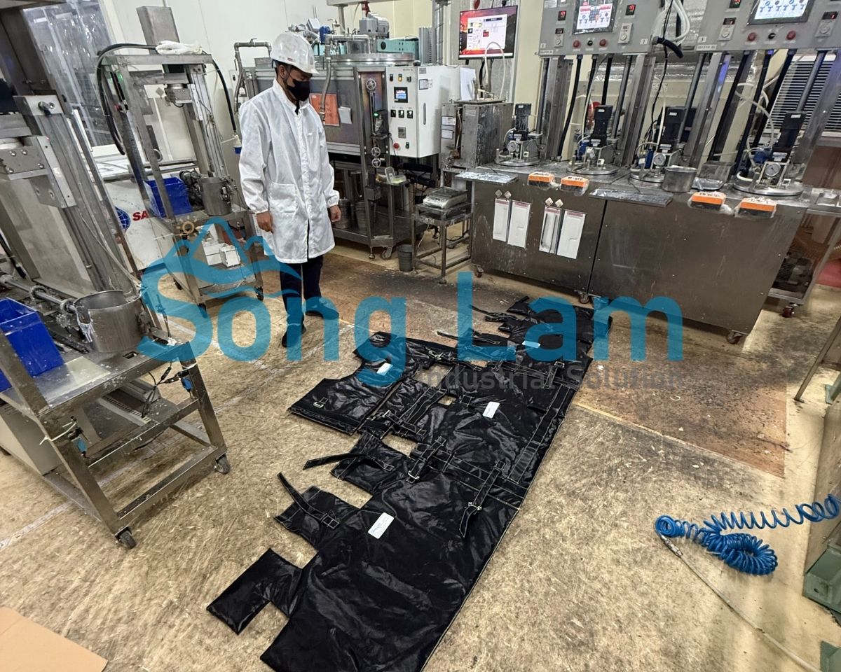 Thi công lắp đặt bảo ôn cách nhiệt tháo lắp thực tế tại công trình